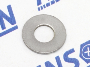 Flat Washer 4.3mm x 9.3mm IDxOD 0.8mm Thick Steel Zinc Plated MS for M4 screws